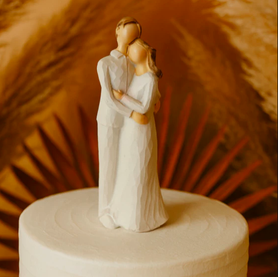 TOPO DE BOLO ELEGANTE PARA FESTA DE CASAMENTO